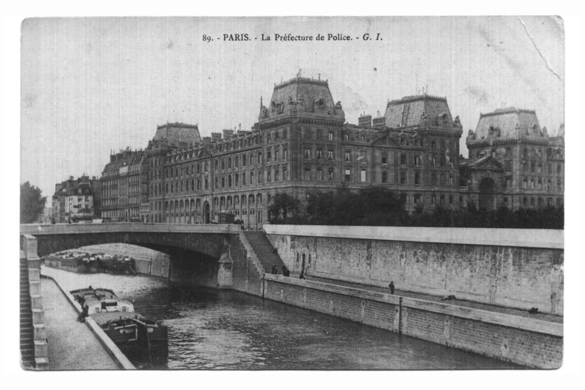 France - Paris - La prefecture de Police