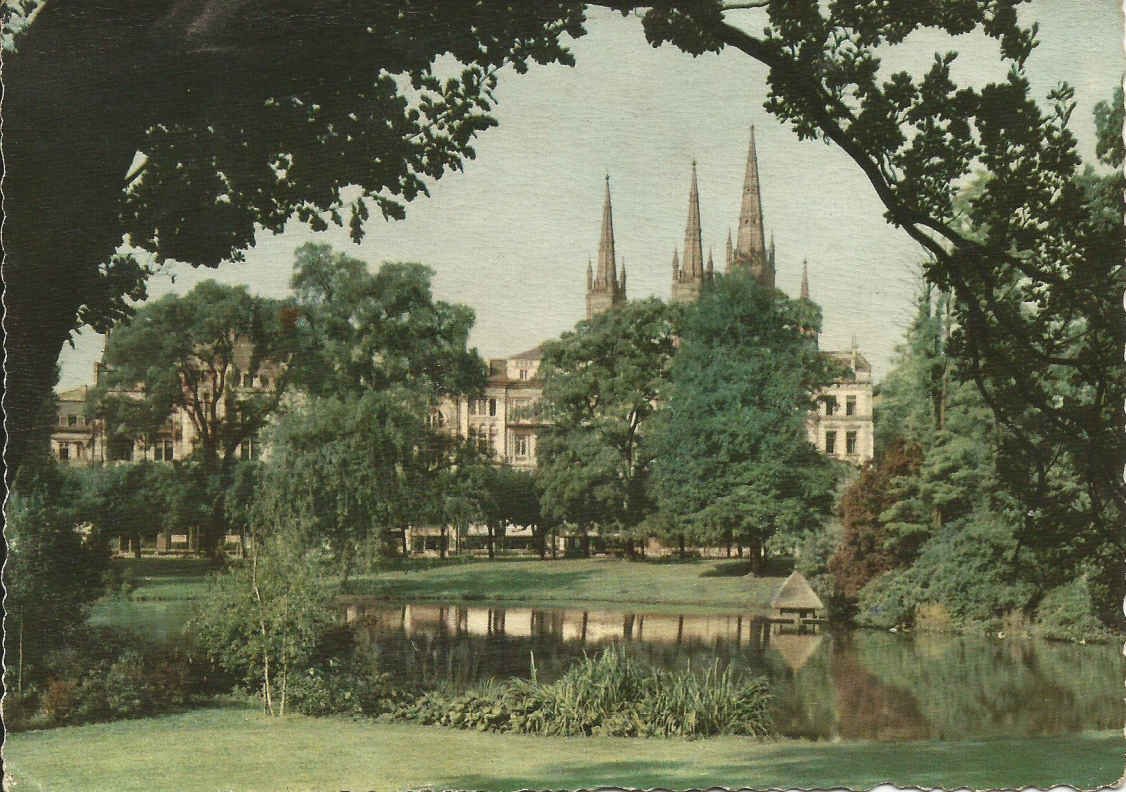 Wiesbaden_ Warmer Dam _Public Park_